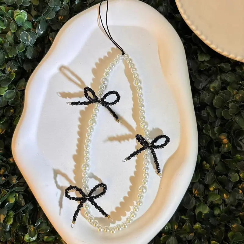 Elegant Pearl🦪& Black Beaded Bow🎀Phone Charm.