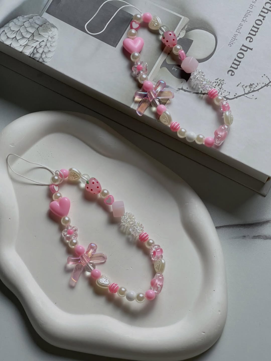 Sweet Strawberry🍓 & Pink Bow Beaded Phone Charm🎀